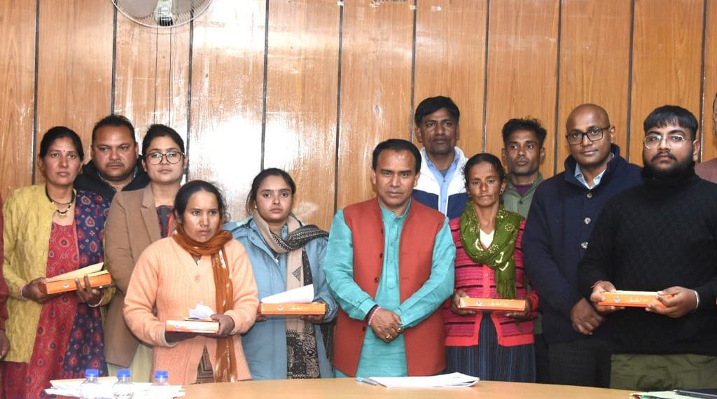 Rawat gives appointment letters to relatives of deceased