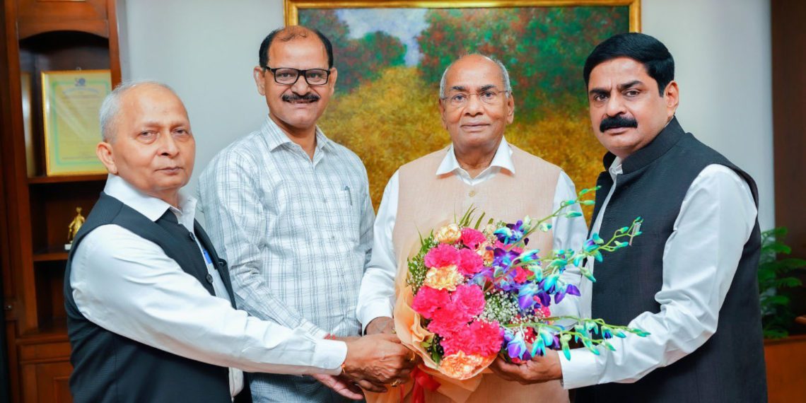 IFFCO officers greet MD on historic performance