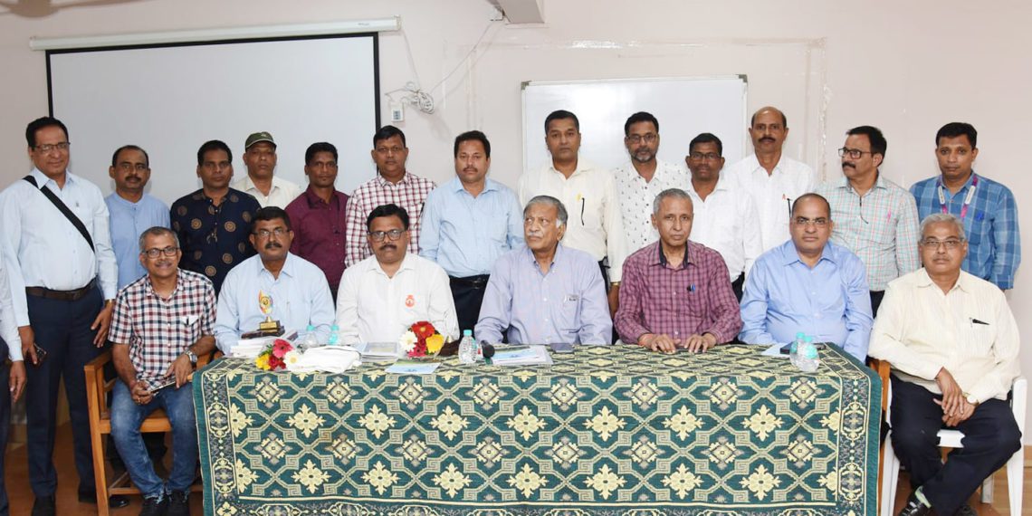 Amin welcomes delegates from Goa co-ops