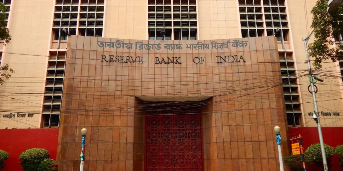 RBI penalizes four co-op banks; extends Directions on two