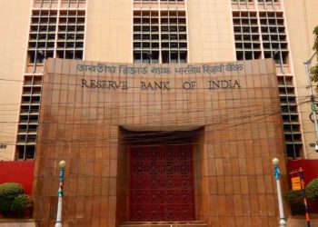 RBI penalizes four co-op banks; extends Directions on two