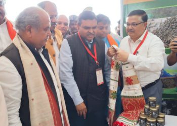 India celebrates World Bee Day: Labs & new brands launched