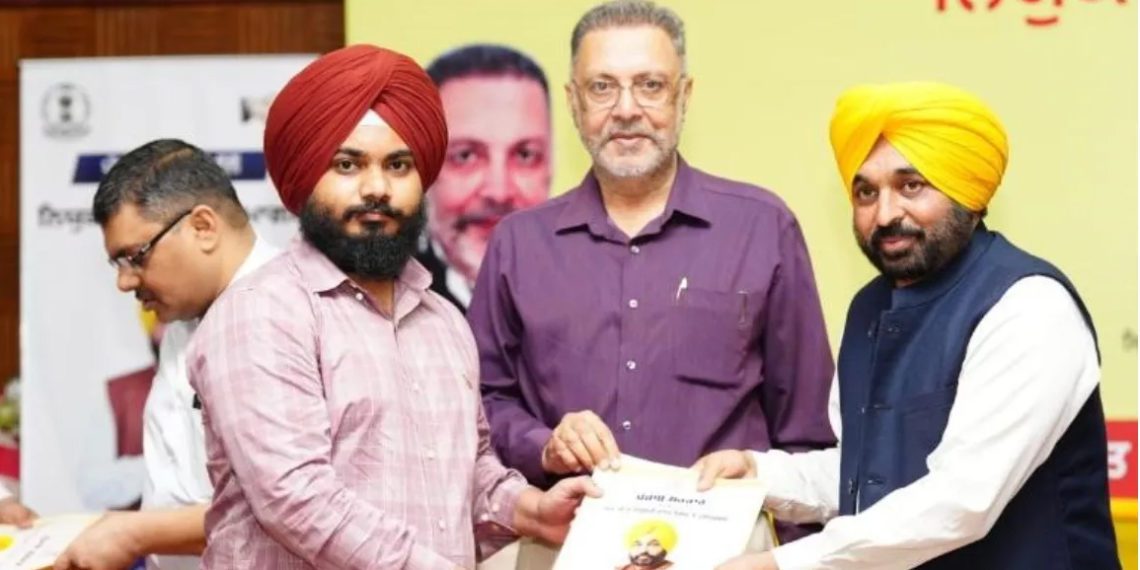 Punjab CM appoints 200 co-op employees