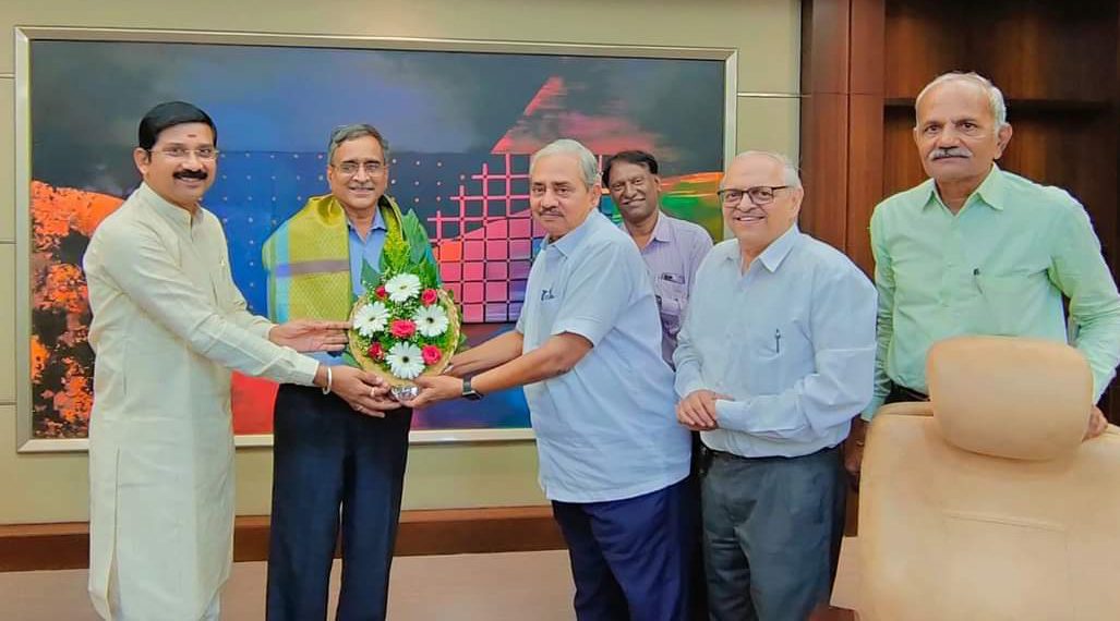 COBI: Joshi felicitates Kale on his election as Vice Chairman