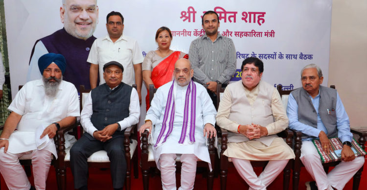 Nitish says Sunil hobnobs with Shah; Sunil says “with Laluji till death”