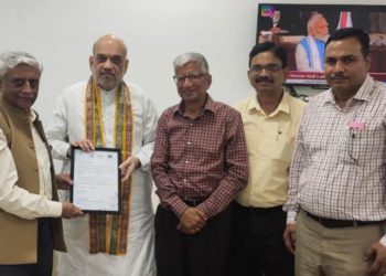 Mehta meets Shah in his office; thanks him for new initiatives