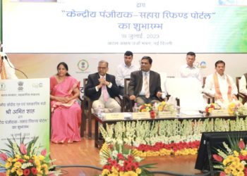 Depositors getting money from scam hit co-ops 1st time in India: Shah