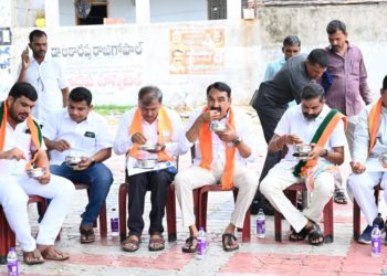 Warangal UCB Chairman launches tiffin box campaign