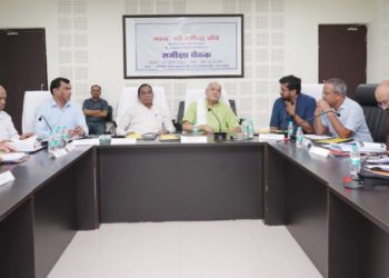 Chhattisgarh: Minister reviews co-op working