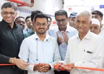 Humbal inaugurates Amul’s office in Bhuj