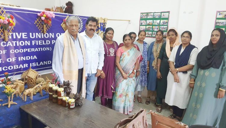 Amin calls on Andaman Lt Guv; interacts with local co-ops