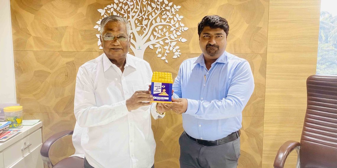 Adarsha Nagari Sah Patsanstha encourages savings among kids