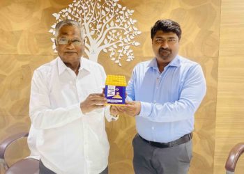 Adarsha Nagari Sah Patsanstha encourages savings among kids