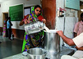 GCMMF daily pays Rs 200cr to 36 lakh farmers: Report