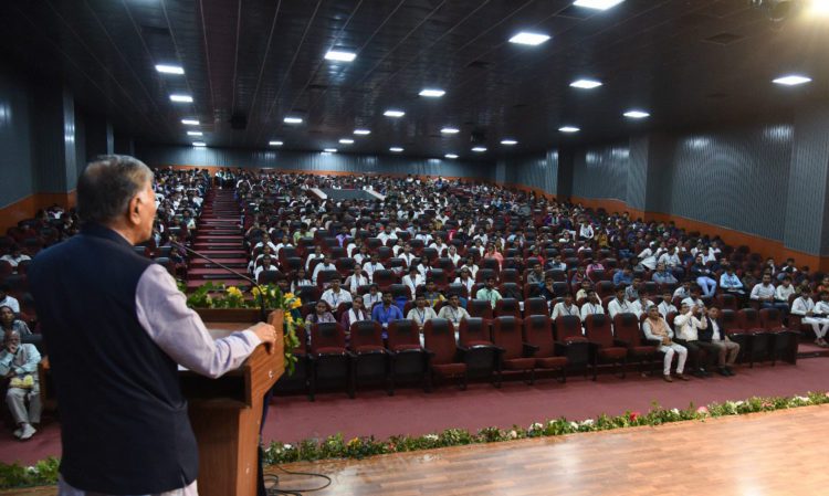 Co-op Sector needs youths to match technology of Corporates: Amin