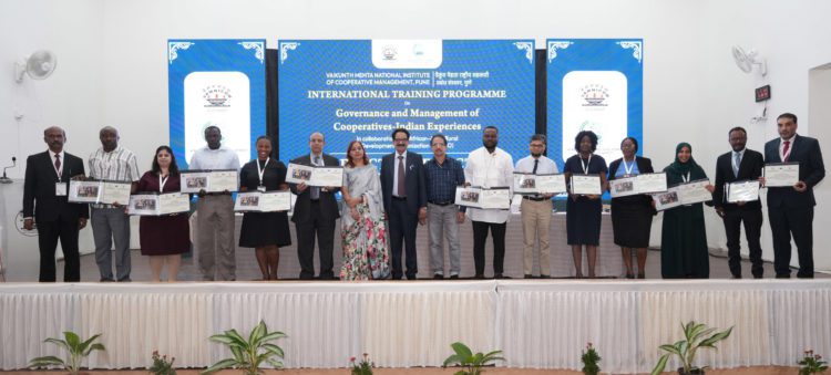 Delegates of 12 countries learn Indian Co-op Experiences at Vamnicom