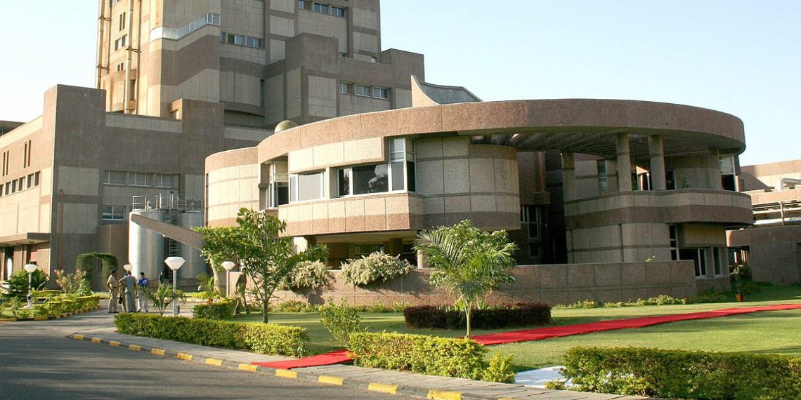 Banas Dairy to have four gobar gas-based CNG pumps