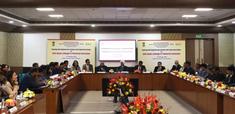 Linking Co-op Banks with SHGs; Govt sees its role in empowering women