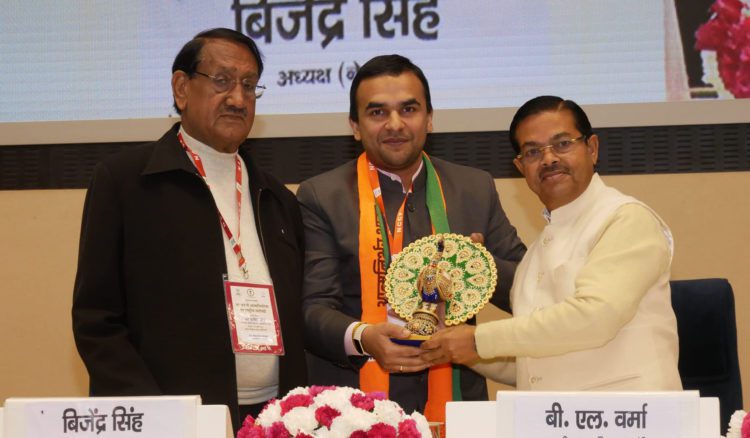 Shah lays roadmap for Tur dal self-sufficiency; NAFED-NCCF come handy