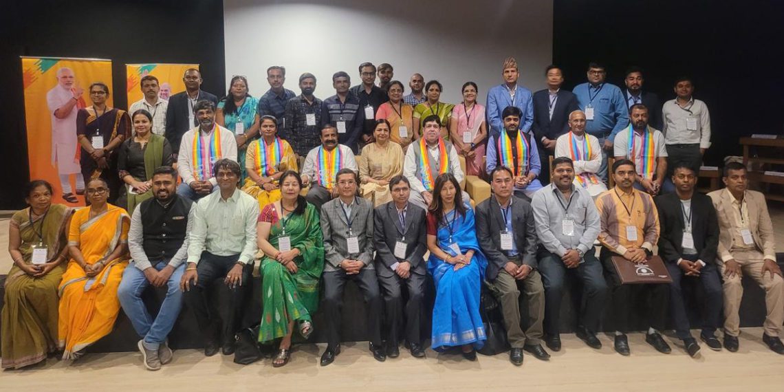 Amreli hosts foreign co-operators; Sanghani kick starts training