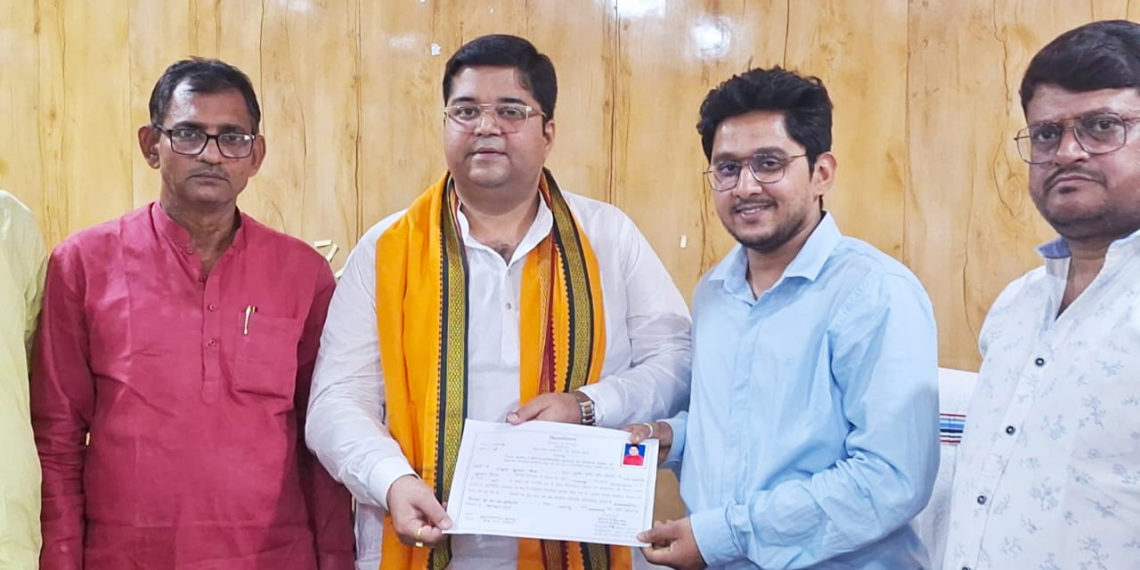 Praful wins uncontested as delegate of Biscomaun