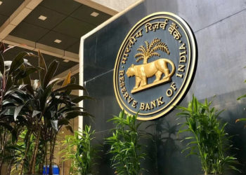 RBI penalizes five co-op banks, extends Directive on one