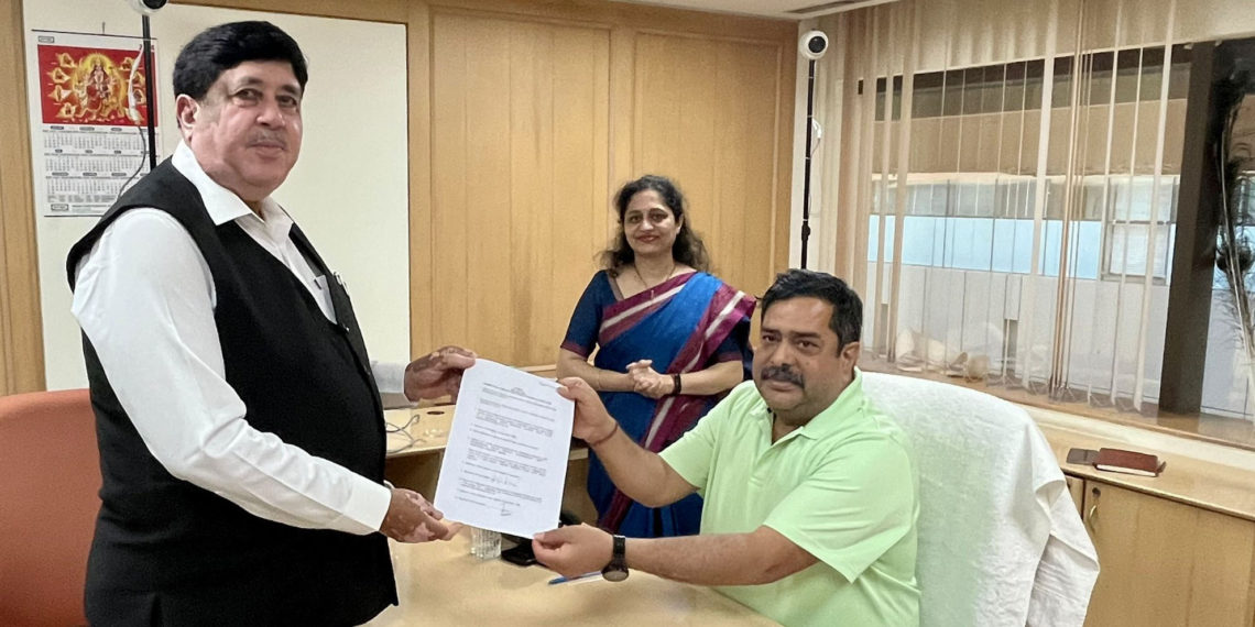 IFFCO: Sanghani files nomination on very first day