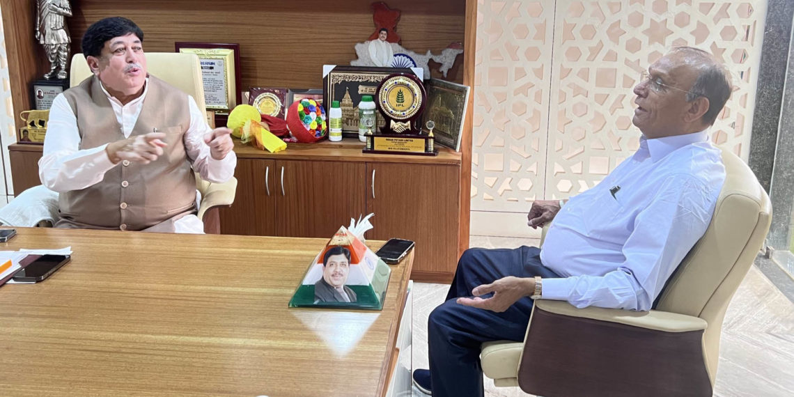 Supporting Shah’s candidature: Jethabhai visits GUJCOMASOL