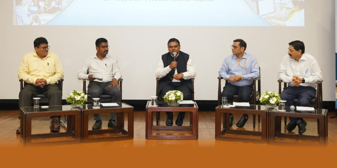 NDDB Panellists propose Centre of Excellence for dairy co-ops