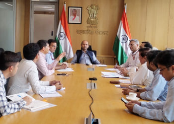 Co-op Secretary takes up sugar co-op issues; Patil meets IFFCO MD