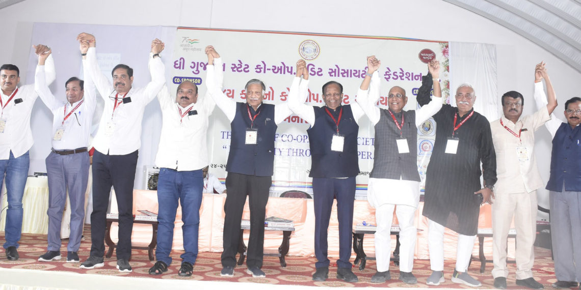 Launching National Fed for Credit Co-ops; Koyate & Amin play active role