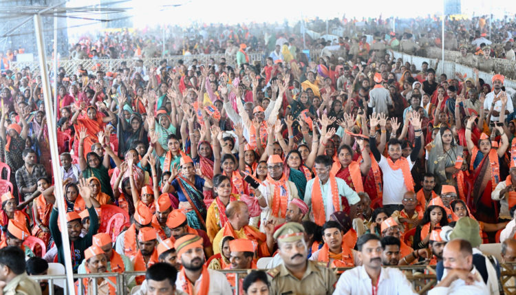 PM applauds Krishi Sakhi and Drone Didi programs in Varanasi