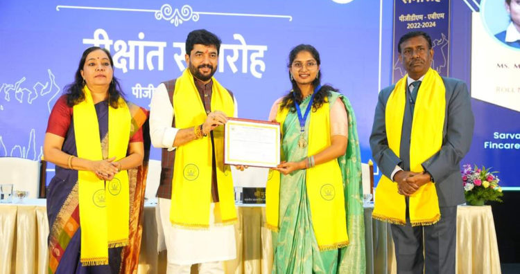 VAMNICOM: Minister at Convocation of 30th Batch of PGDM-ABM