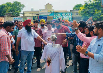 Co-op Inspectors protest against Vigilance Bureau