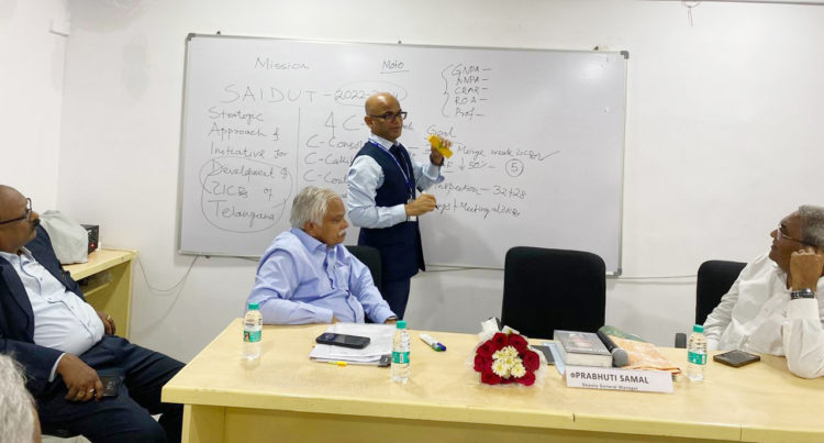 Telangana UCB Fed organizes fruitful interaction with RBI official