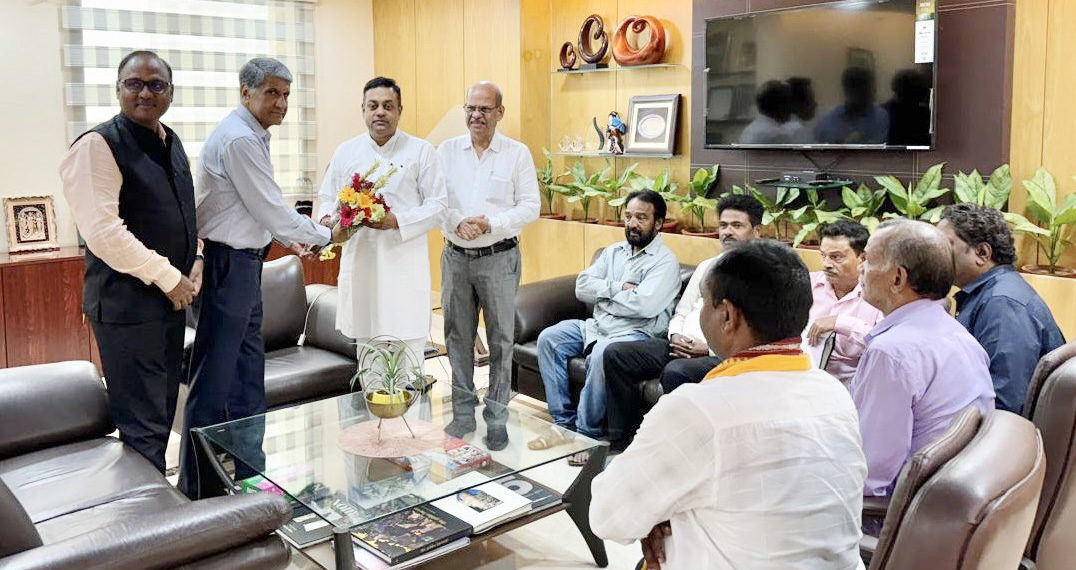Puri MP meets Kribhco MD; expresses gratitude for support