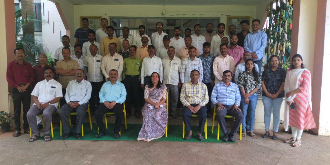 VAMNICOM trains Maharashtra FPOs on Post-Harvest Management