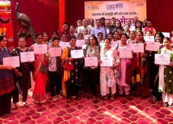 NCUI: Certificate distribution ceremony held in Co-op Fair