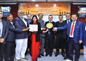IFFCO wins AIOE Outstanding Industrial Relations Award