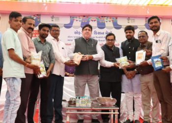 Sanghani inaugurates FPO Fair in Amreli