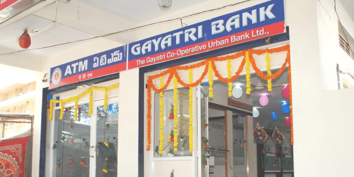 Gayatri Co-op Urban Bank crosses business mix of Rs 3,000cr