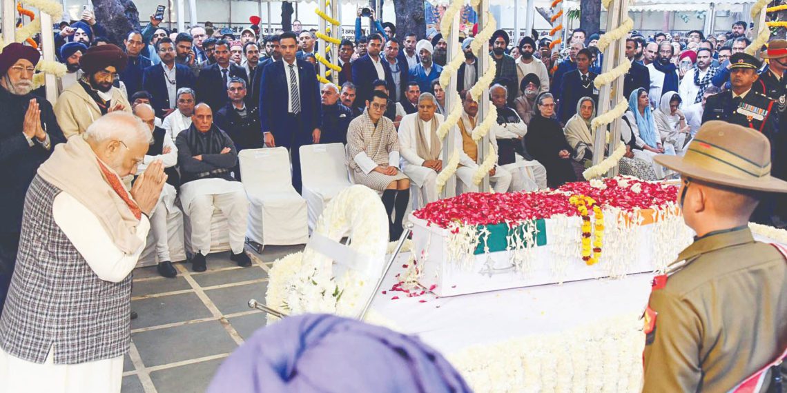 Co-operators pay glowing tributes to Ex PM Dr Manmohan Singh