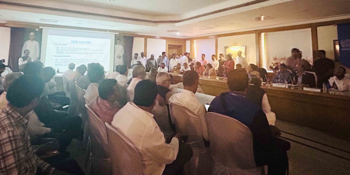 Mohite briefs Minister on issues plaguing UCBs