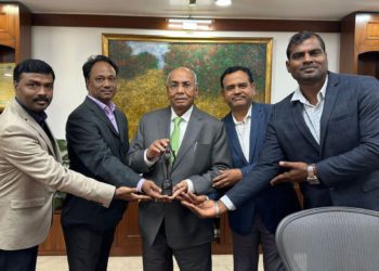 Staff members of IFFCO Units across country greet MD