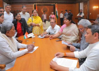 Sri Guru Raghavendra Sah Bank depositors seek formation of SIT