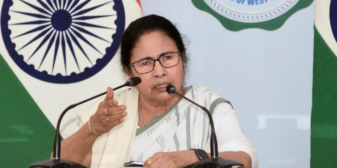 Mamata orders probe into fake Co-op Bank accounts