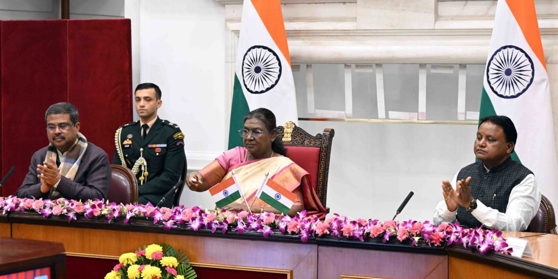 Odisha: President launches Dairy and Livestock Initiatives