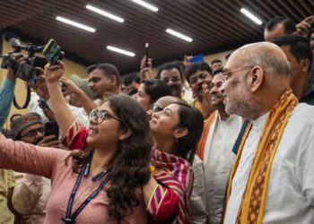 Sahara depositors get Rs 2K cr; Refund process continues