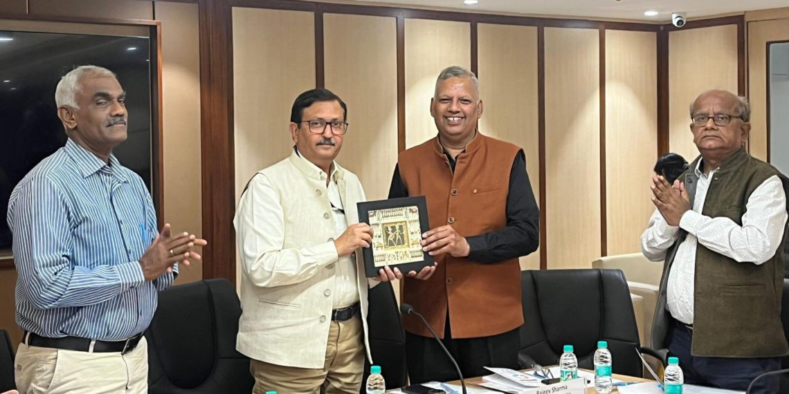 NCUI organizes First Youth Cooperative Research Conference