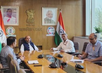 Co-op Secretary Bhutani chairs ‘Sahakar Taxi’ review meet